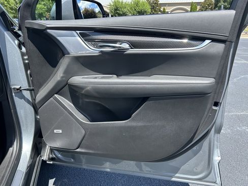 Used 2024 Cadillac XT6 Sport w/ Technology Package image 65