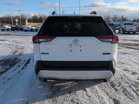 Used 2024 Toyota RAV4 Adventure image 6
