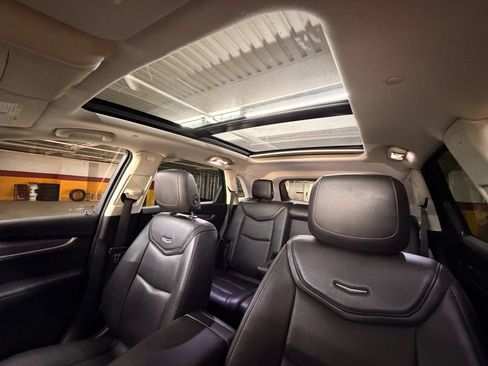 Used 2019 Cadillac XT5 Luxury AWD/4WD image 17