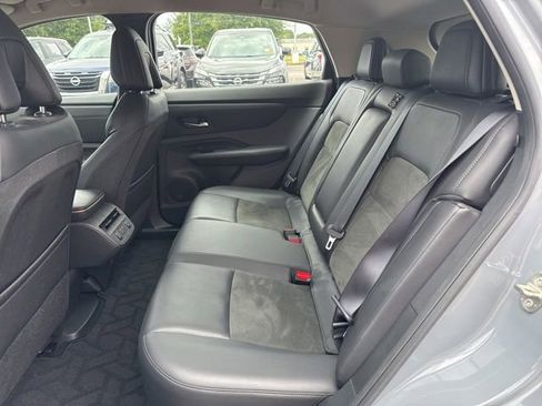 Used 2023 Nissan Ariya FWD image 23