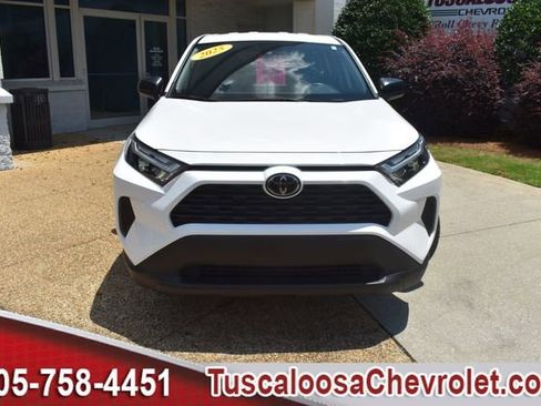 Used 2025 Toyota RAV4 LE FWD image 4