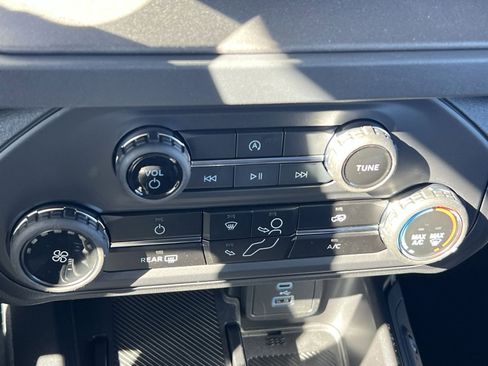 New 2025 Ford Bronco 4-Door image 20