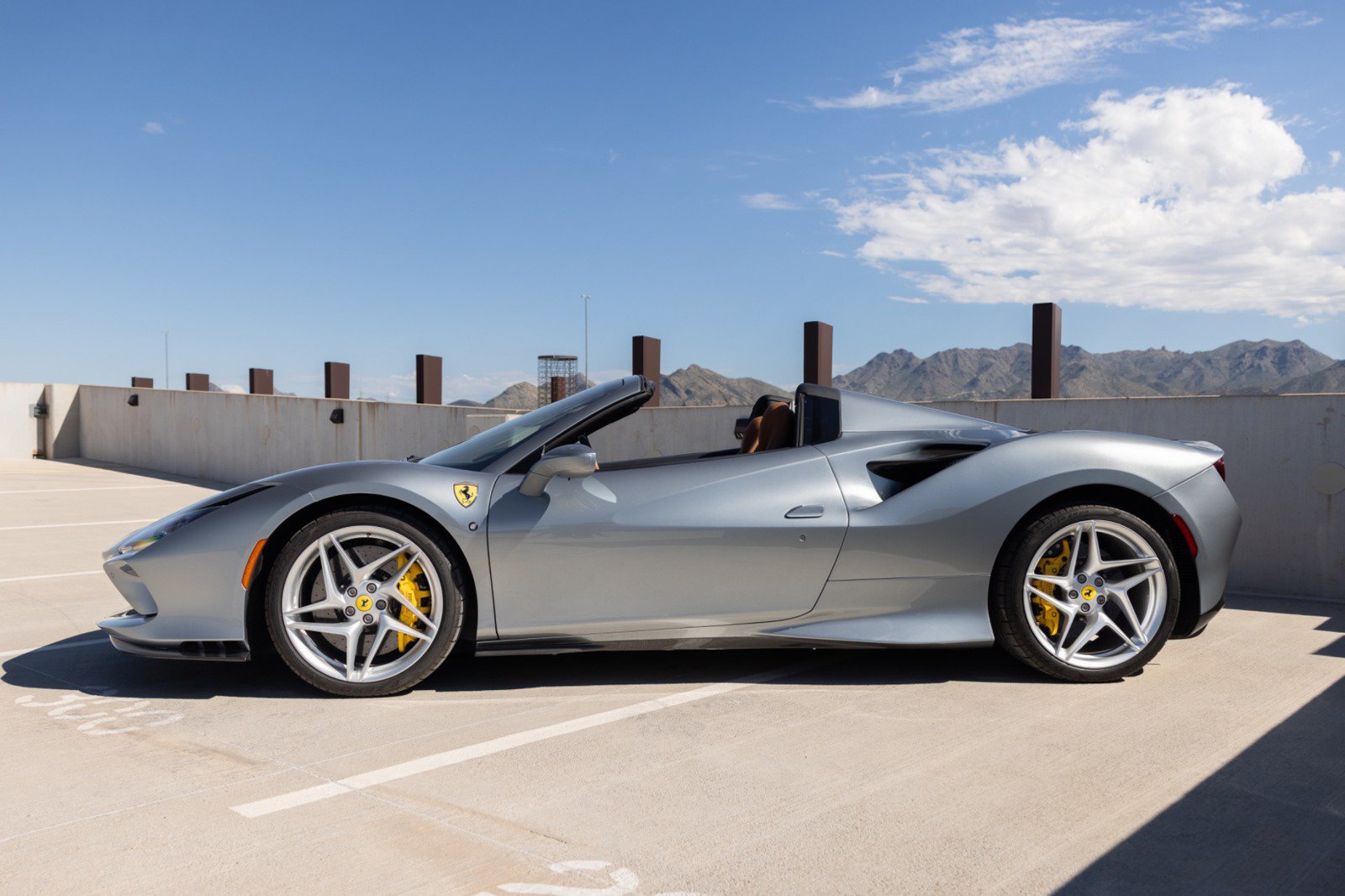 Used 2021 Ferrari F8 Tributo RWD image 13