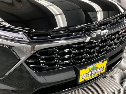 Used 2025 Chevrolet Trax RS w/ Driver Confidence Package image 28