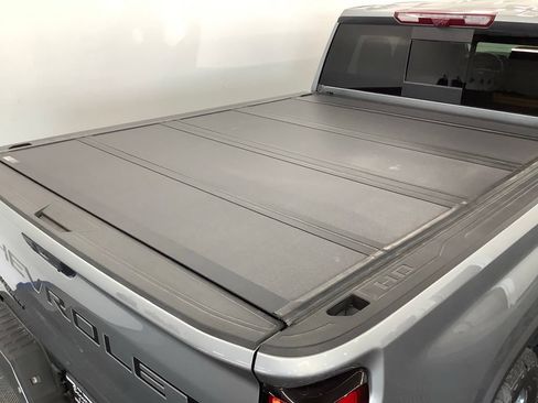 Used 2025 Chevrolet Silverado 2500 High Country w/ High Country Premium Package AWD/4WD image 31