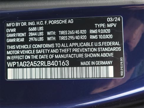 Used 2024 Porsche Macan S image 40