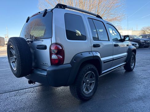 Used 2006 Jeep Liberty Renegade image 5