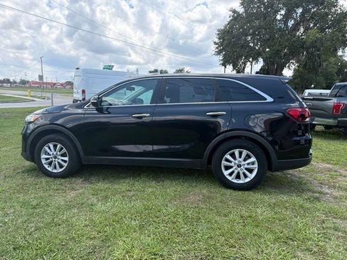 Used 2019 Kia Sorento FWD V6 image 8