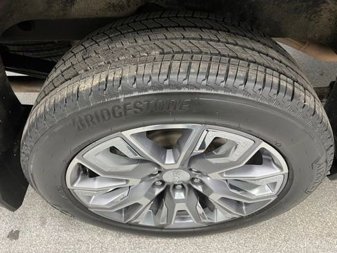 Used 2025 GMC Sierra 1500 Denali w/ Denali Reserve Package image 14