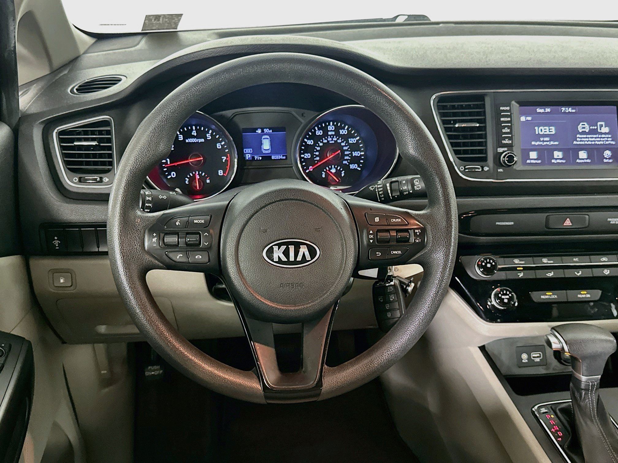 Used 2020 Kia Sedona LX FWD image 17
