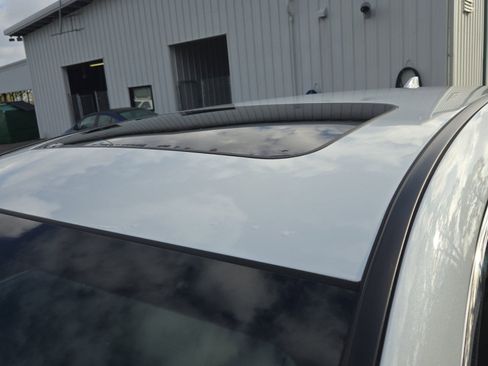 Used 2021 Honda CR-V EX image 16