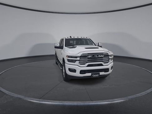 New 2026 RAM 2500 Laramie w/ Sport Appearance Package AWD/4WD image 4