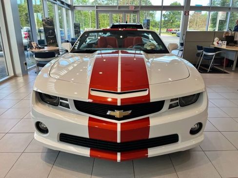Used 2011 Chevrolet Camaro SS w/ RS Package image 3