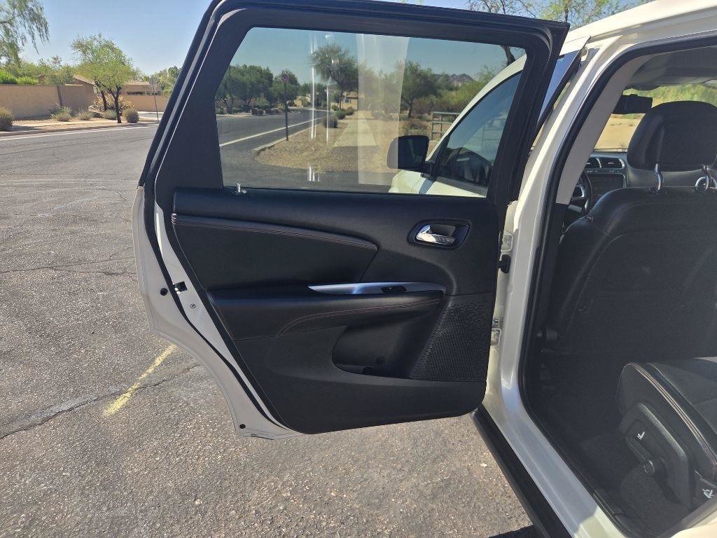 Used 2015 Dodge Journey R/T FWD image 15