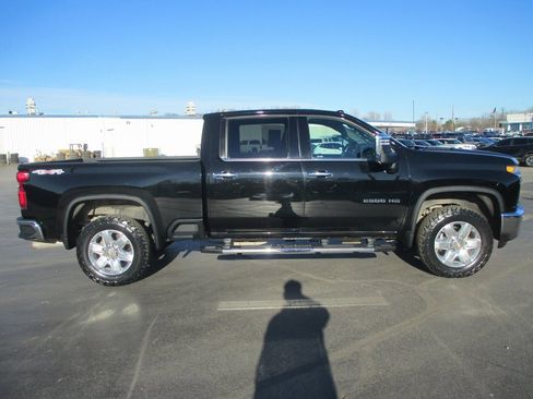 Certified 2022 Chevrolet Silverado 2500 LTZ w/ LTZ Convenience Package image 4