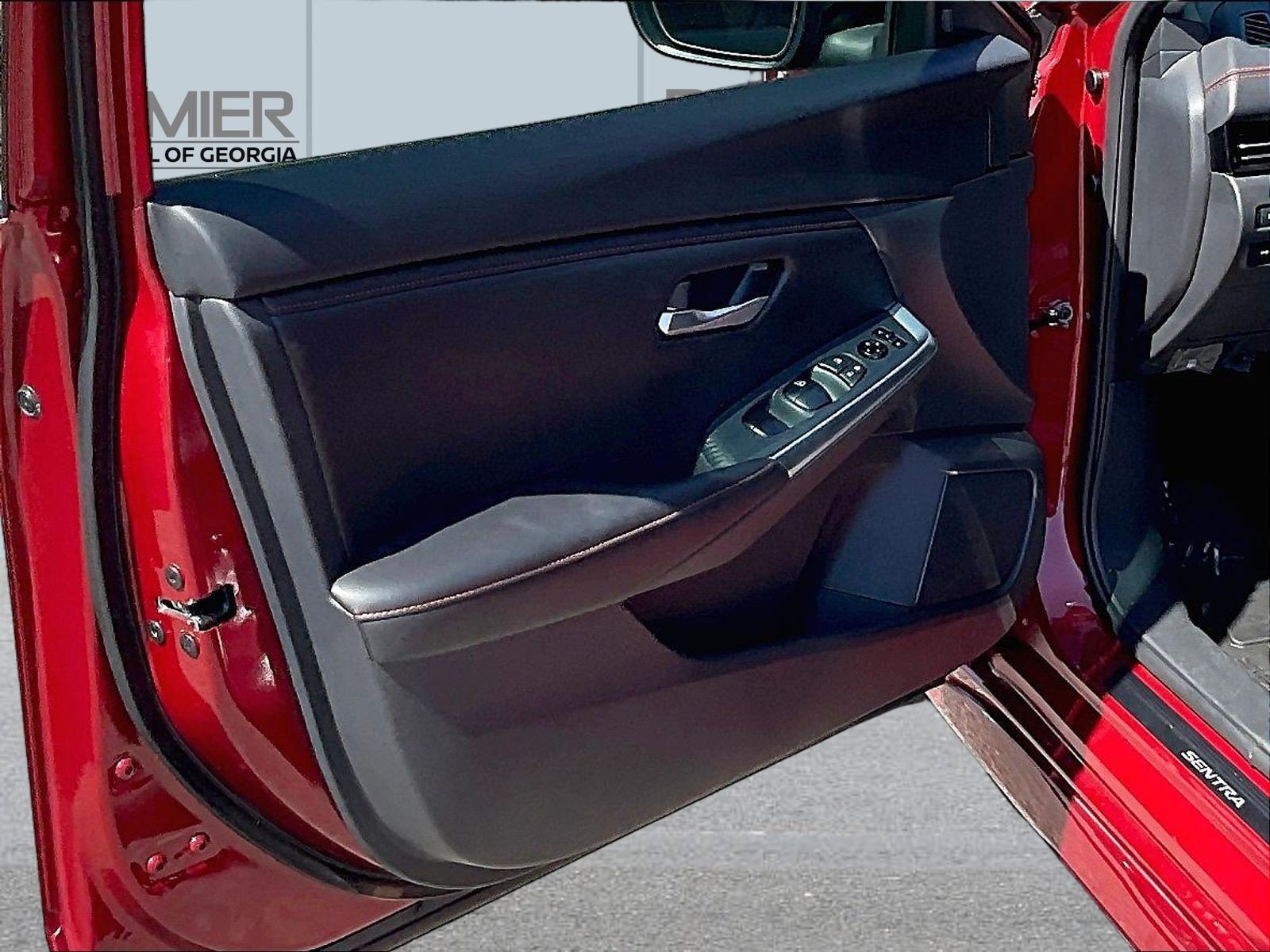 Used 2025 Nissan Sentra SR FWD image 22