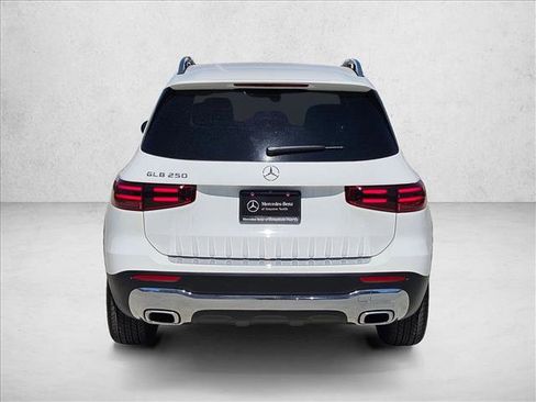 Certified 2026 Mercedes-Benz GLB 250 image 6
