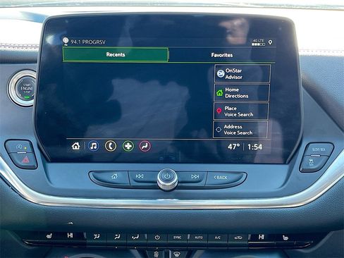 Used 2025 Chevrolet Blazer LT image 17