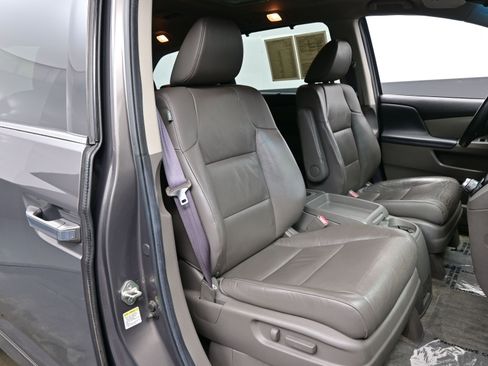 Used 2012 Honda Odyssey Touring image 14