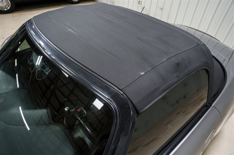 Used 2000 Honda S2000 image 33