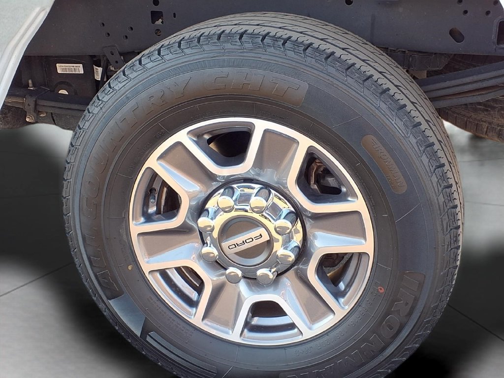 Used 2025 Ford F250 XLT AWD/4WD image 8