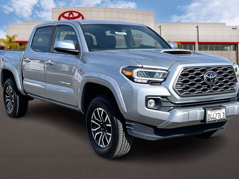 Used 2022 Toyota Tacoma TRD Sport image 1