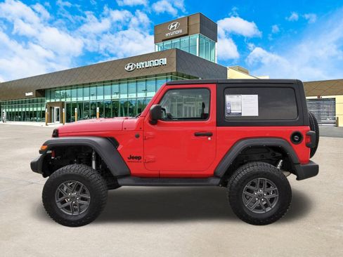 Used 2024 Jeep Wrangler Sport S AWD/4WD image 9