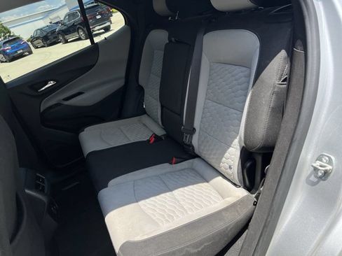 Used 2019 Chevrolet Equinox LT FWD image 25