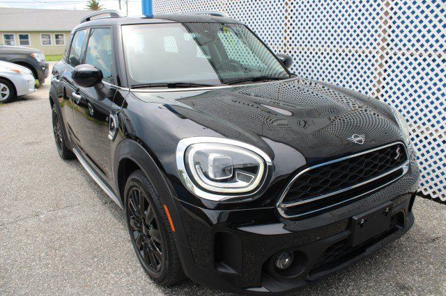 Used 2021 MINI Cooper Countryman S FWD image 2