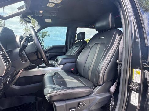 Used 2022 Ford F450 Platinum w/ FX4 Off-Road Package image 17