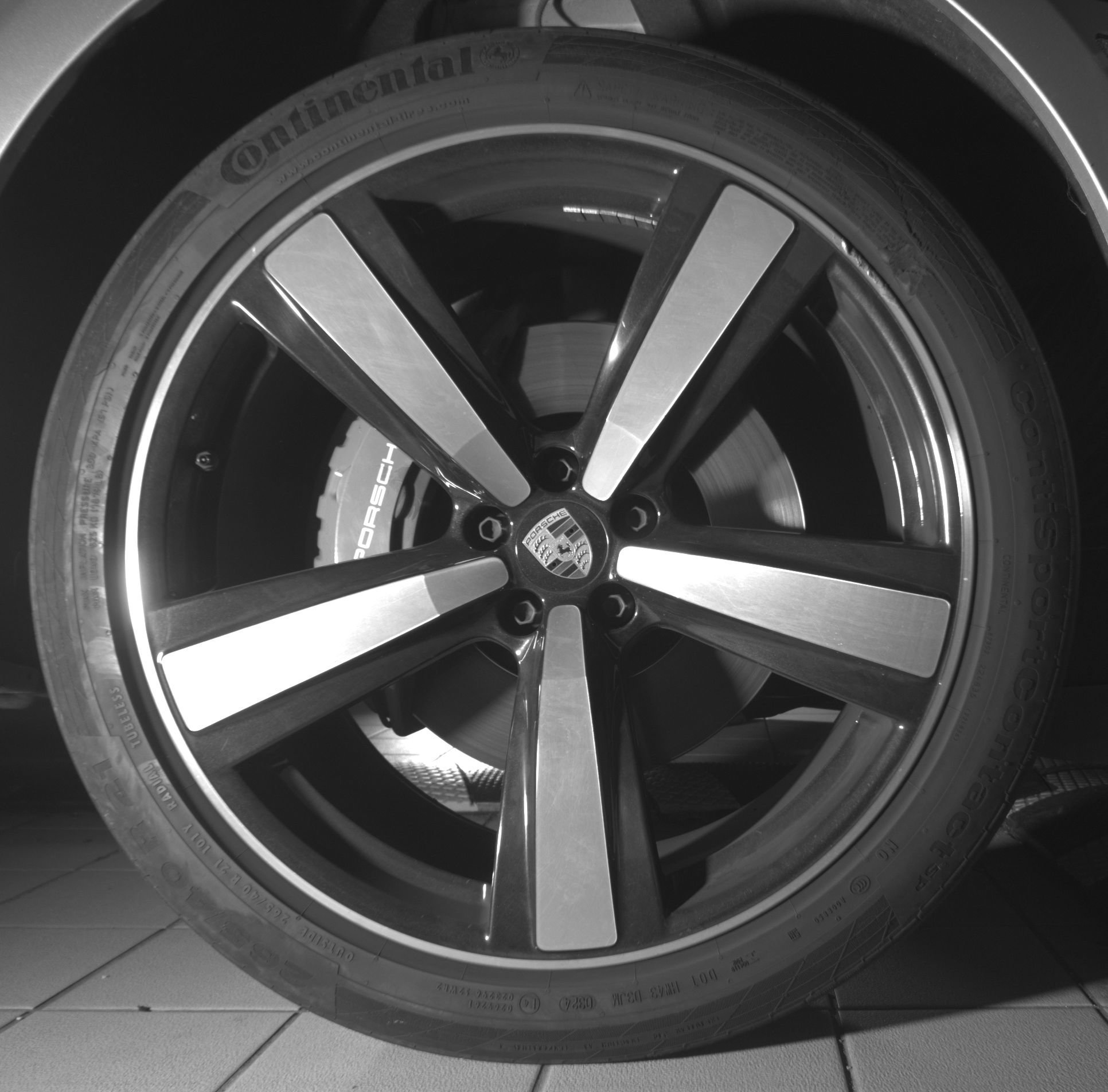 Used 2023 Porsche Macan S AWD/4WD image 28