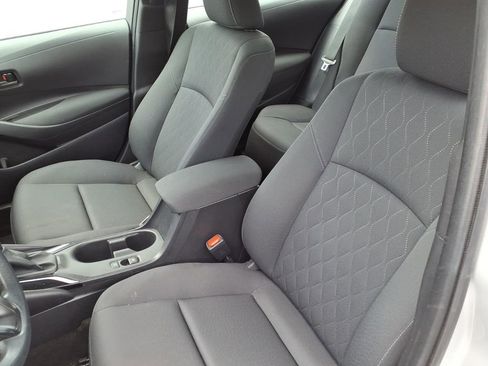 Used 2024 Toyota Corolla LE FWD image 14