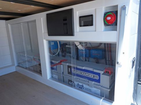 Used 2023 Mercedes-Benz Sprinter 2500 image 12