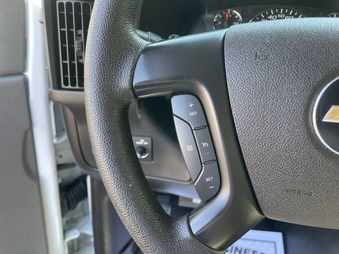 Used 2014 Chevrolet Express 3500 LS RWD image 16