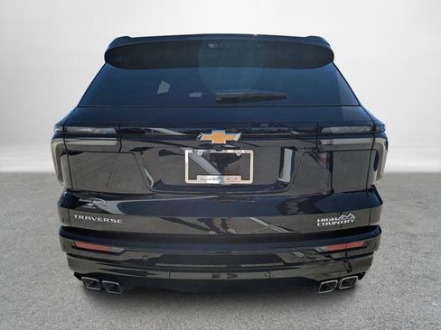 New 2026 Chevrolet Traverse High Country FWD image 4