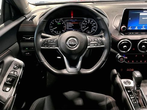 Used 2024 Nissan Sentra SR w/ Trunk Package image 5