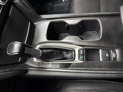 Used 2020 Honda Accord Sport image 31