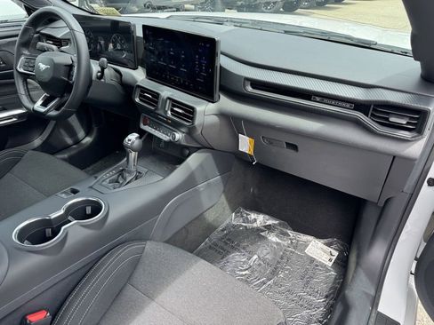 Used 2026 Ford Mustang Coupe RWD image 7