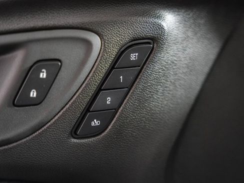 Used 2023 Buick Encore GX Essence w/ Experience Buick Package image 36