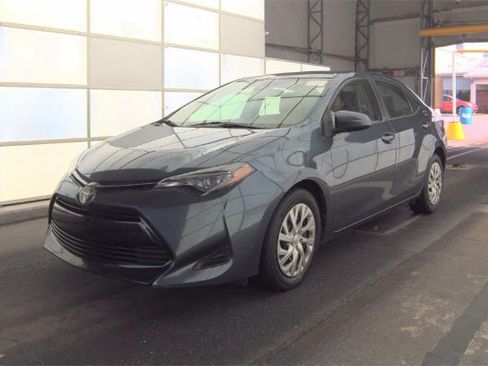 Used 2019 Toyota Corolla LE FWD image 1
