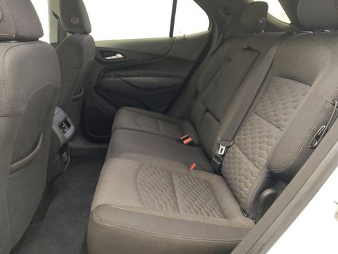 Used 2020 Chevrolet Equinox LT image 18