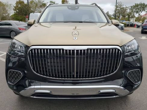 Used 2024 Mercedes-Benz Maybach GLS 600 4MATIC image 6