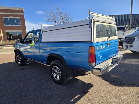 Used 1996 Nissan Pickup XE image 7