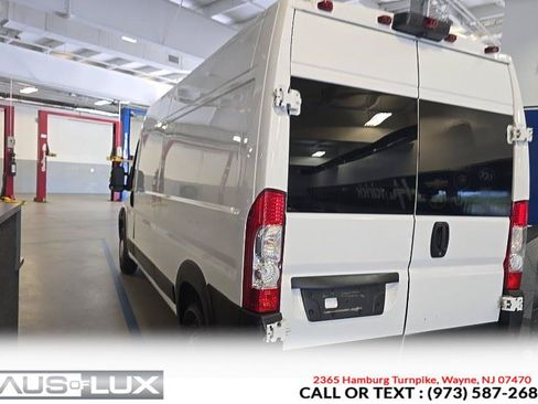 Used 2023 RAM ProMaster 2500 FWD image 6