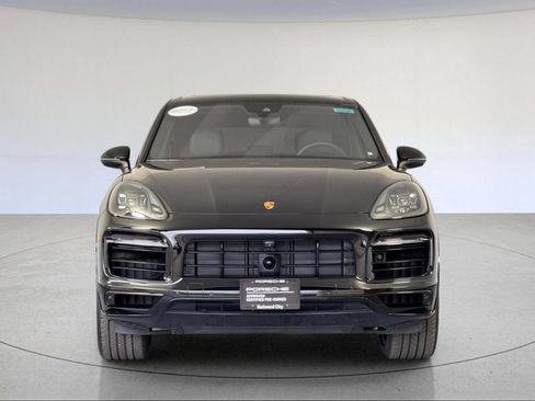 Certified 2023 Porsche Cayenne AWD/4WD image 10