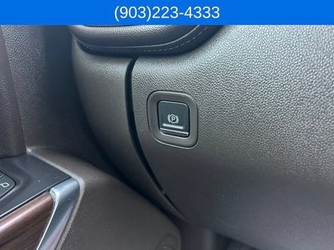 Used 2021 GMC Sierra 1500 SLT AWD/4WD image 21