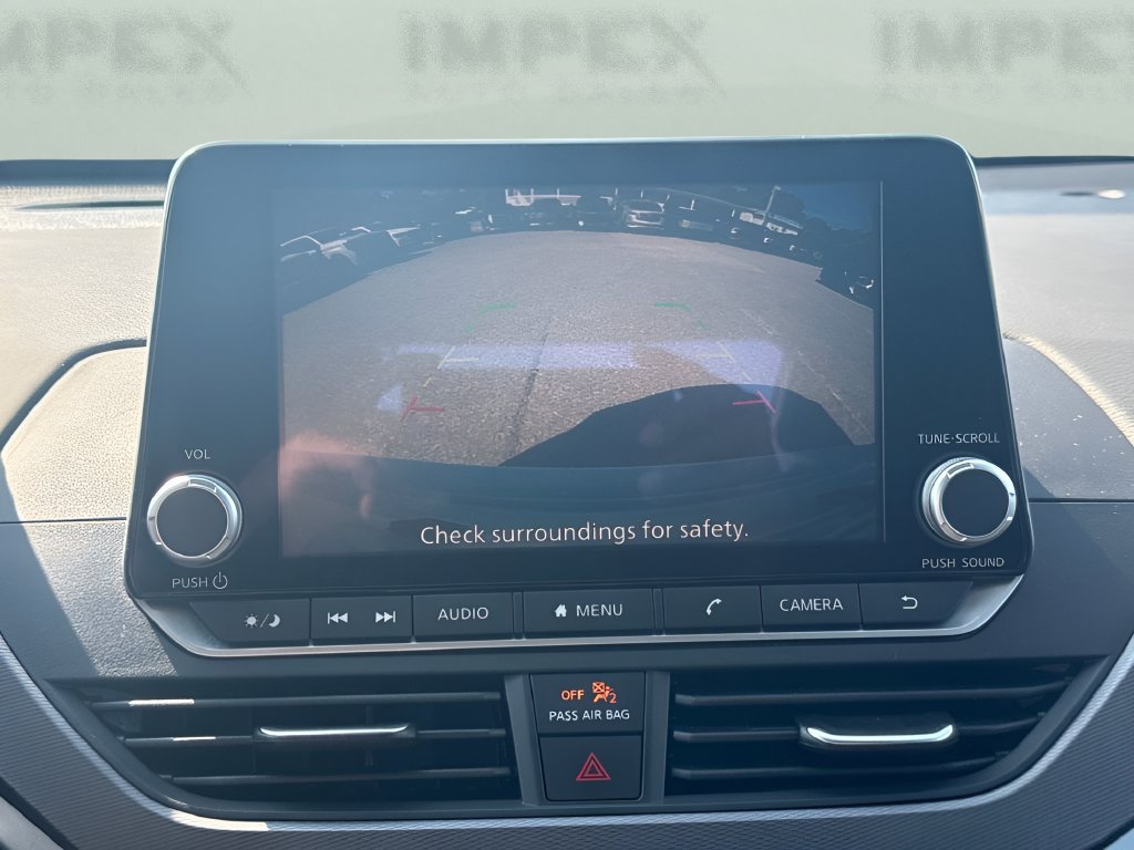 Used 2025 Nissan Altima 2.5 SR FWD image 12
