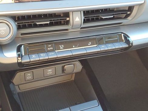 Used 2026 Toyota Prius LE image 21