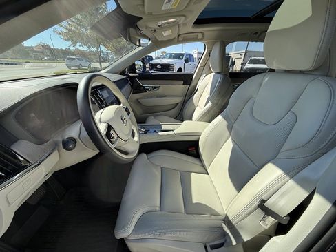 Certified 2024 Volvo V90 B6 Cross Country Ultimate image 15