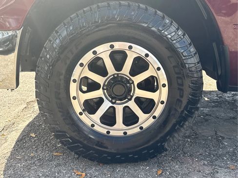 Used 2019 RAM 1500 Lone Star image 9